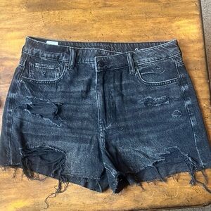 American eagle black denim shorts. new with tags. mom short. size 8.